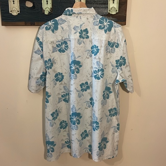Tranquility Saltwater Tropical Print Button Down Shirt Size XL - Picture 7 of 11